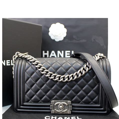 boy chanel nera prezzo|Chanel black handbags.